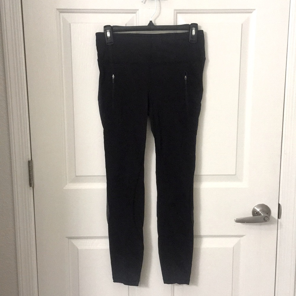 Black lulus